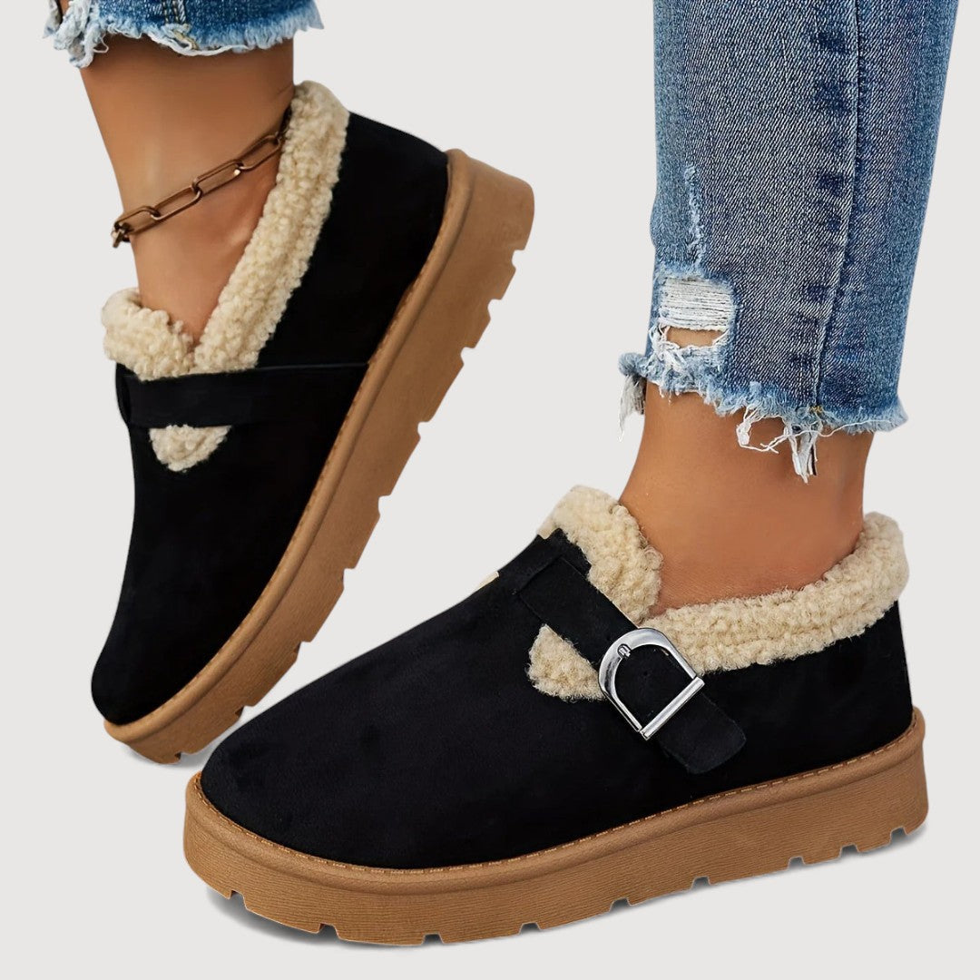 Auvira – Cosy Buckle Clogs
