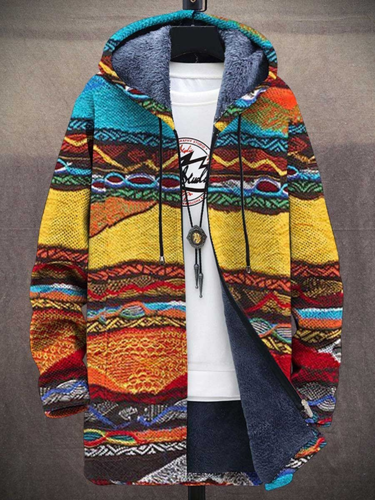 Jindalee | Luxurious Cardigan with Artistic Inspiration