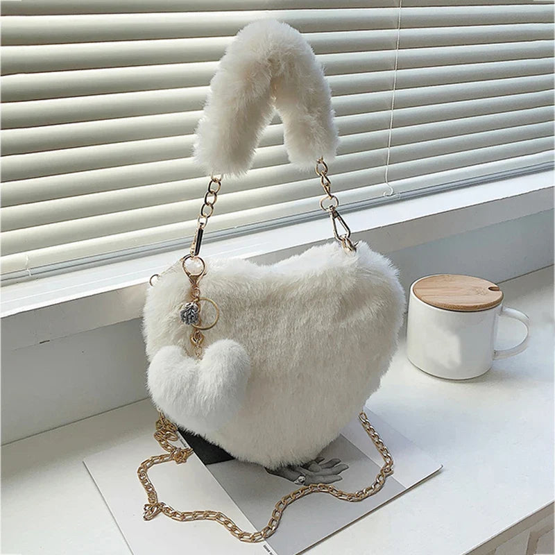 Céleste | Heart-Shaped Plush Shoulder Bag